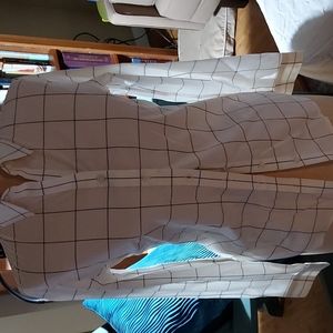 Banana Republic Size 4 fitted cotton blouse